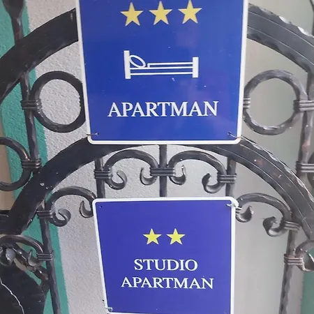 Apartment Leon Porec